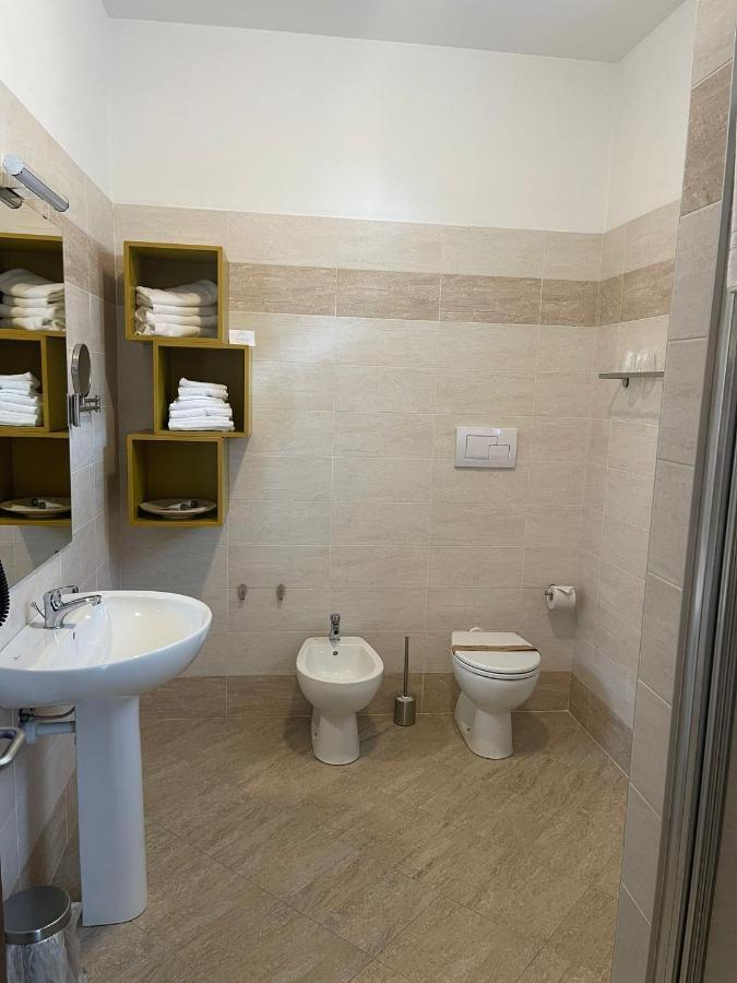 Palazzo Marignano Hotel Меленяно Екстериор снимка